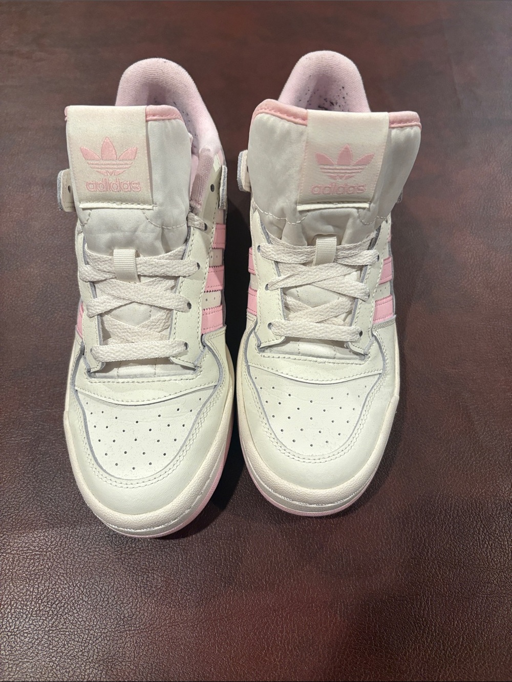 Adidas forum low CL shoes